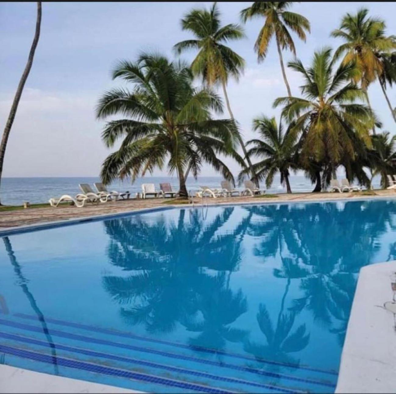 Estancia Nana Apartamento Vista Al Mar Piscina Wifi Cocina Completa Aire Acondicionado Lavadora Secadora Juan Dolio Kültér fotó